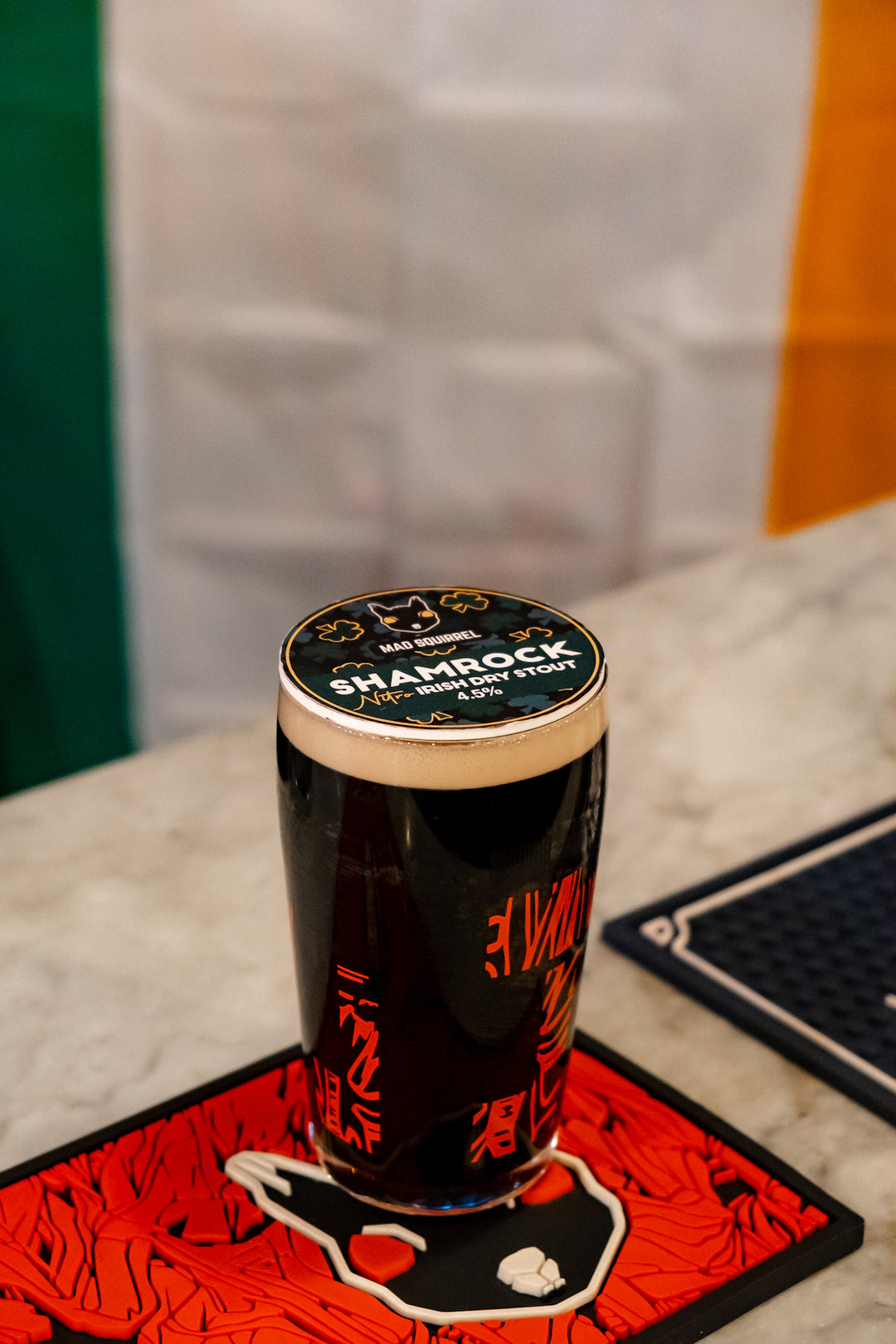 SHAMROCK - DON'T FOLLOW THE CROWD!